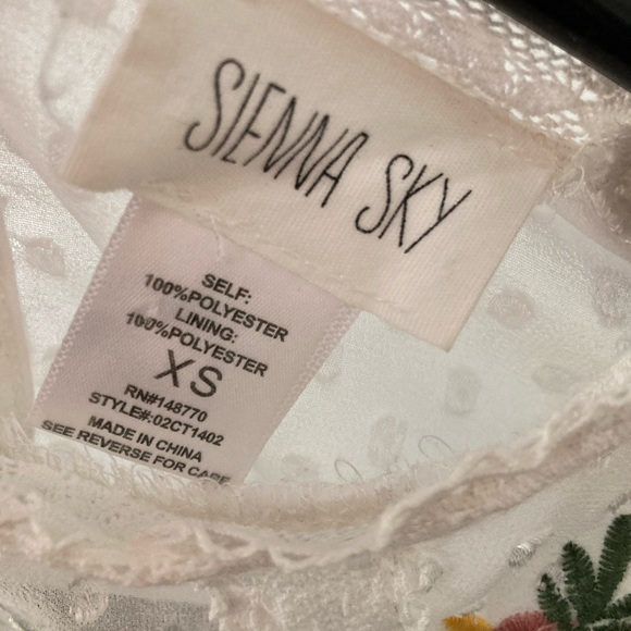 Embroidered Victorian Inspired Boho Blouse XS - Picture 6 of 11